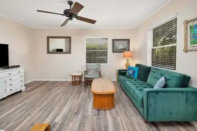 Image de Blocs de l'océan dans un quartier pratique et souhaitable de l'île du Sud