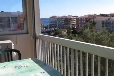 Image de 2p Proche Des Commerces Et Des Plages - Vue Degagee