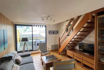 Image de Duplex au calme, lumineux à deux pas de la plage et du bourg, garage et terrasse