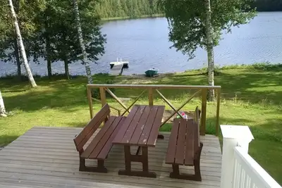 Image de Villa sur la plage, propre bateau et sauna. Calme en Finlande
