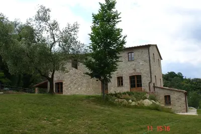 Image de Il est possible d'atteindre d'importants centres historiques et artistiques de la Toscane-Ombrie