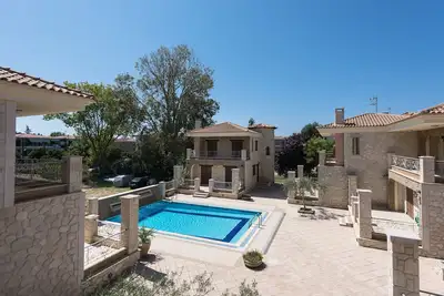 Image de #Luxlikehome J & B Siviri Villa