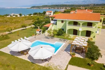 Image de Appartement de vacances Ljubacki Stanovi pour 1 - 8 personnes avec 3 chambres Ă coucher - Domicile d
