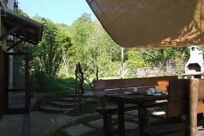 Image de Appartement calme au rez-de-chaussée avec jardin et terrasse