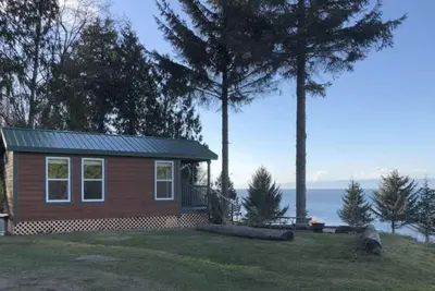 Image de Cabine de Hill Crest à Whiskey Creek Beach Nw