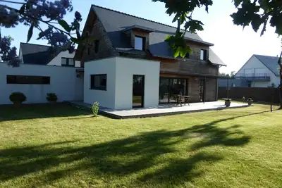 Image de Maison Bois contemporaine exposée Sud - 3' de la plage de Lanséria  8/10 pers