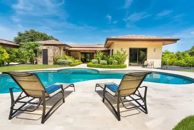Image de Nouveau! Villa spacieuse avec piscine privée en H. Pinilla - Fabuleux pour les familles!