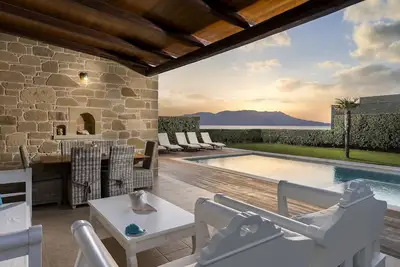 Luxury Villa Posidonia with Pool Only 35 Metres From The beach