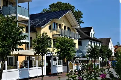 Image de Appartement de confort quatre étoiles, à 2 minutes de la plage, sans obstacle