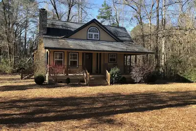 Image de Aiken County Cottage à 30 miles du tournoi de golf des maîtres