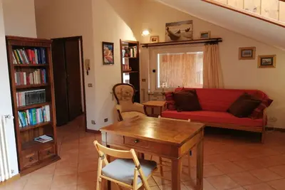 Image de mansarde confortable à Dervio