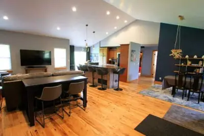 Image de Aire de jeux pour la maison des amateurs de plein air dans les Tetons