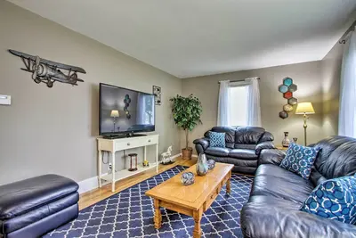 Image de Nouveau! Rochester Home w / Yard - Clinique à 5 minutes de Mayo