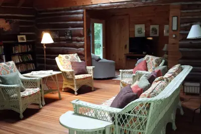 Image de Cabane rénovée confortable à Williamstown, à quelques pas des sentiers de randonnée