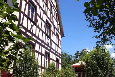 Image de Élégant appartement de vacances dans une maison à colombages historique à Salem dans le parc naturel