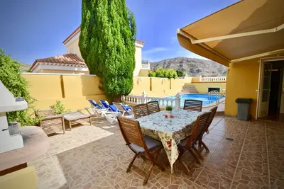 Image de Maison à Tauro avec piscine privée