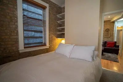 Image de Old Town Suites Operated by Roscoe Village Guesthouse