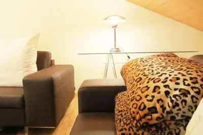 Image de Appartement avec deux balcons donnant sur l'angle de Lamer