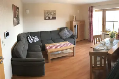 Image de Bel appartement 4 étoiles dans une belle et calme colline et balcon sud