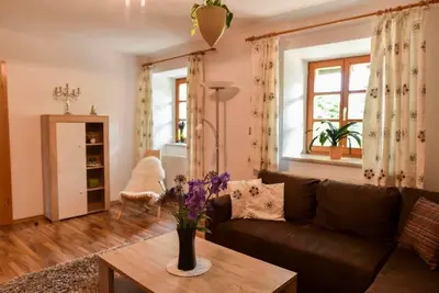 Image de Appartement récemment rénové (70 m²) avec terrasse et 2 chambres