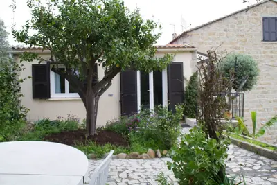 Image de Villa classée 4 étoiles  pour 6 personnes à 4 kms des plages de Porto Pollo