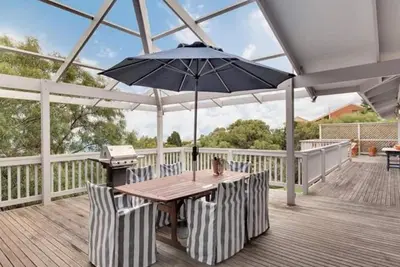 Image de Vues sur le court - 2 View Court