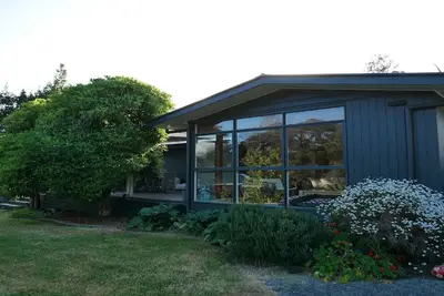 Image de Somers Beach Retreat - À seulement 200 mètres de la plage, idéal pour un couple ou une petite famille