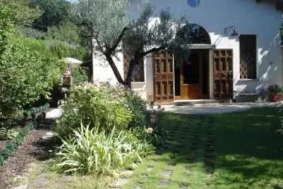 Image de Villa panoramique avec piscine, internet wifi, grand jardin, Ă 60 km de Rome