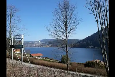 Image de Nouveau gite de caractère classé, rénové situé à moins de 100 m du lac, 65 €/nui