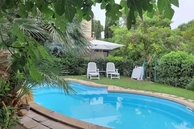 Image de Studio en Toscane avec piscine près des plages