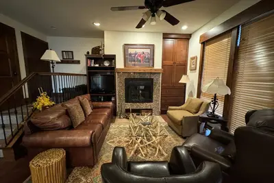 Image de Jusqu'à 40% de rabais et les commodités de l'hôtel Talisa dans ce magnifique condo de 2 chambres