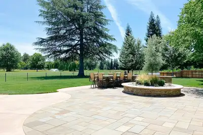 Image de Belle maison sur le 18ème fairway du parcours de golf Bccc