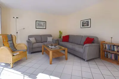 Image de appartement confortable au rez-de-chaussée, animaux acceptés, terrasse exposée au sud, wifi disponible