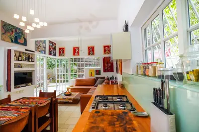 Image de Tlv immense appartement ARTistic! -le meilleur emplacement! (5 personnes)