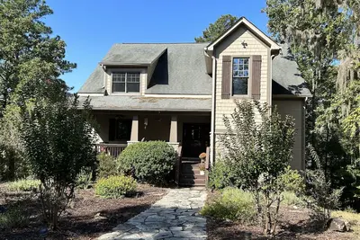 Image de Retraite exécutive privée au bord du lac