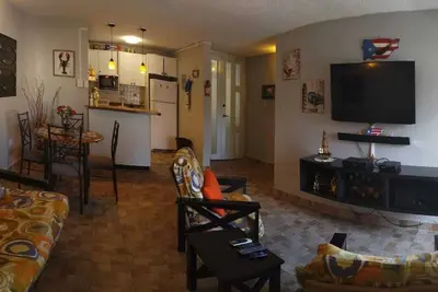 Image de Cozy 1-bdrm Condo W / piscine, A / c, Tv par câble, Wi-fi, proximité de la plage, des casinos, Pkg gratuit