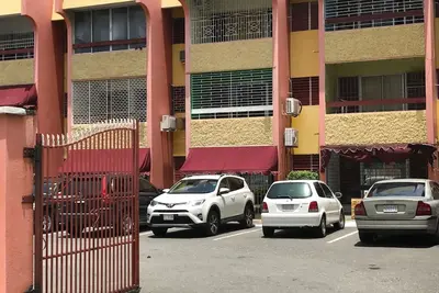 Image de Nouveau Studio Kingston accueillant