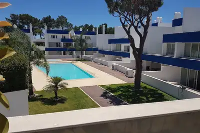 Image de Excellent appartement avec balcon et piscine