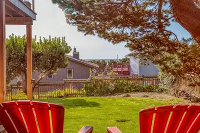Image de Adorable, Stylish Manzanita Haven is Two Blocks from the Beach!