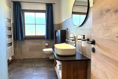 Image de Appartement élégamment meublé avec sa propre terrasse orientée au sud