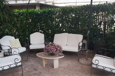 Image de Casa La Marina, à seulement 100 mètres de la plage de Vendicio et du centre-ville