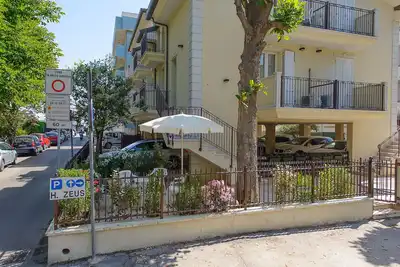Image de RÉSIDENCE Ducal À 20 MÈTRES De La Mer À Viserba. Trilo Suite n. 8