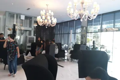 Image de Azure Urban Resort Condo - Nouveau 2 Br entièrement meublé