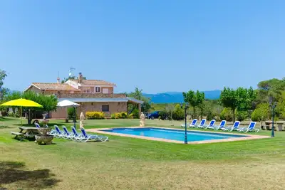 Image de Club Villamar - Villa de vacances avec piscine privée, terrasse lounge et une pelouse réservée au. . .