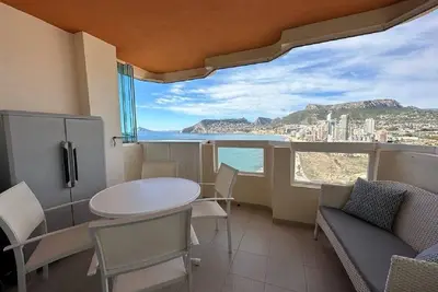 Image de Rubino - Appartement en première ligne avec vue sur la mer et accès direct à la plage
