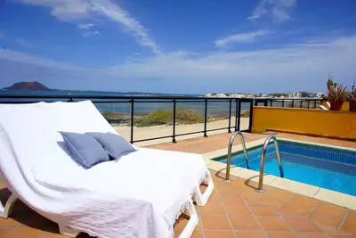 Image de Villa de luxe avec piscine chauffée sur la plage