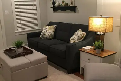Image de Appartement privé. Entièrement meublé, joliment décoré