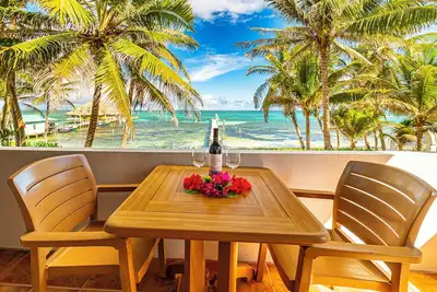 Image de Tradewinds Paradise Villas - Upper Poolside avec vue partielle sur l'océan