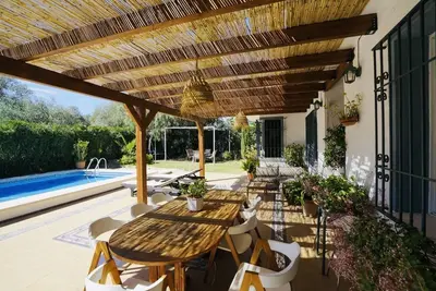 Image de Villa Ferrer dans les collines de l'Aljarafe sévillan