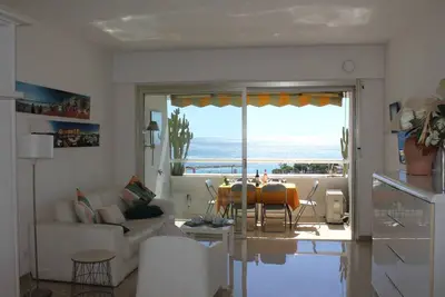 Image de Studio lumineux climatisé 2-4 pers à Villeneuve-Loubet Plage